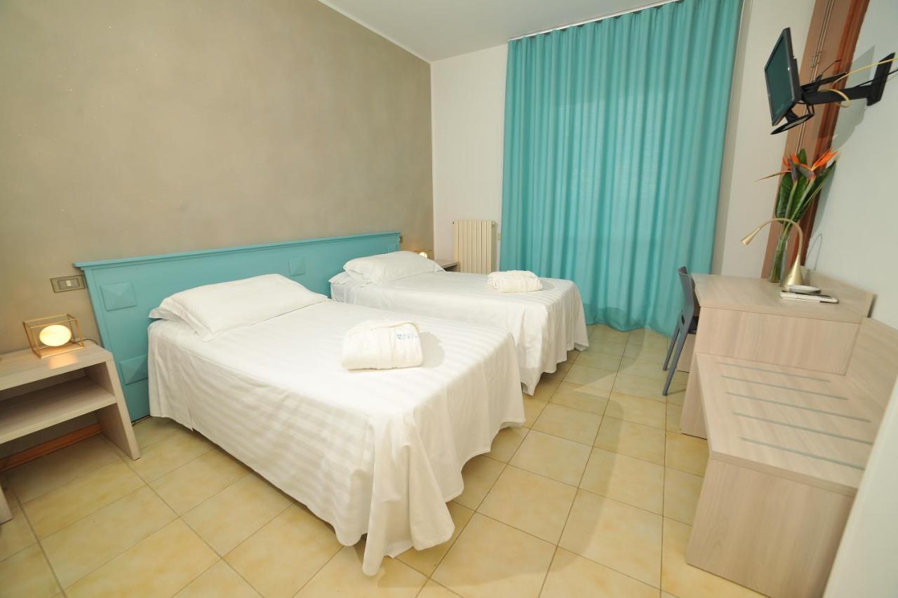 Hotel San Crispino Morrovalle Exterior foto